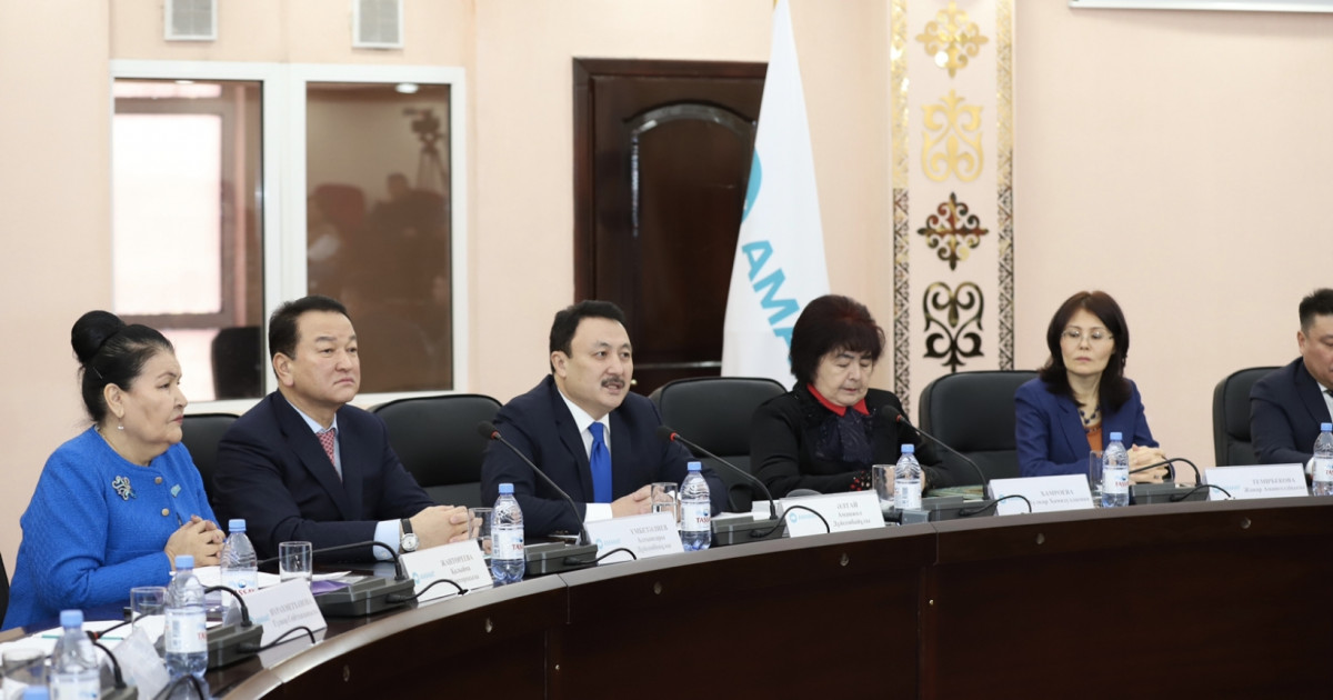 «Miras» республикалық қоғамдық кеңесінің көшпелі отырысы өтті