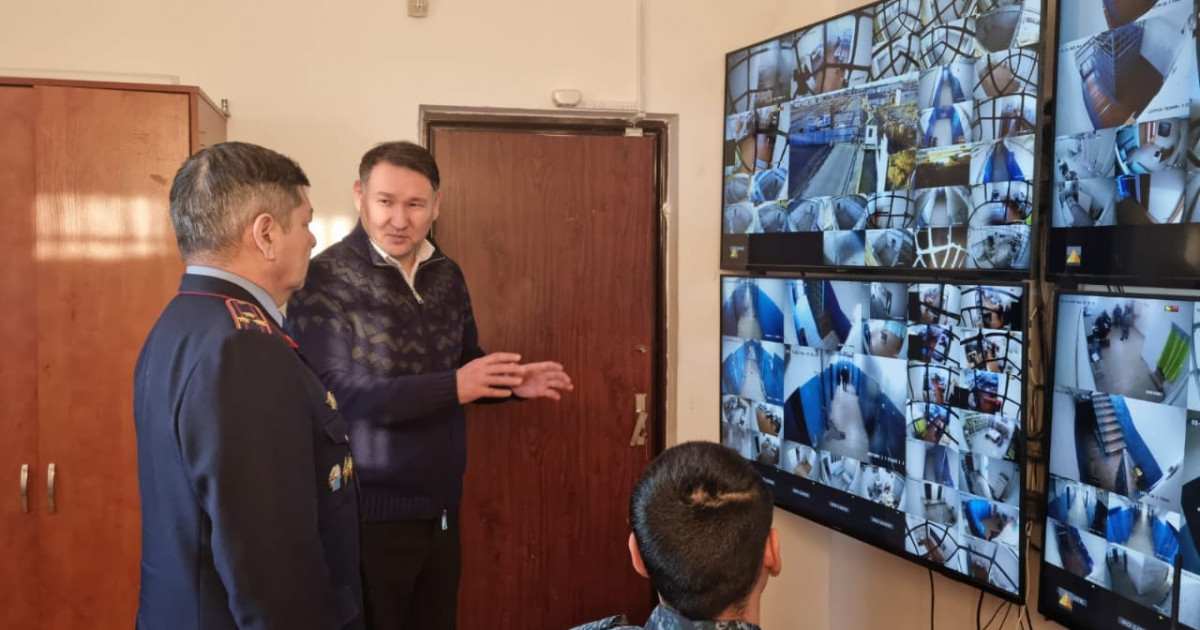 Атыраудағы №75 түзеу мекемесінде жазасын өтеушілердің арыз-шағымы тыңдалды