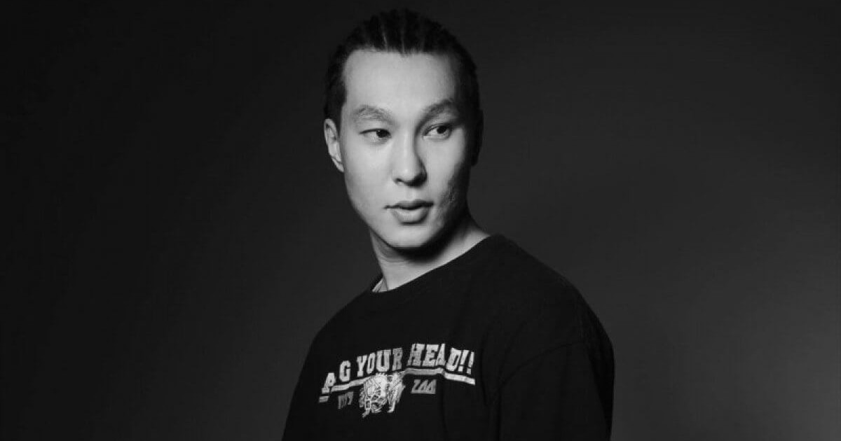 Darkhan Juzz-дің тыңдармандары марқұмның рухына тағзым етті (ВИДЕО)