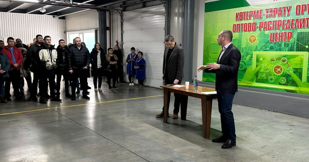 «Радуга» ЖШС ұжымына «AMANAT-тың» сайлауалды бағдарламасы түсіндірілді