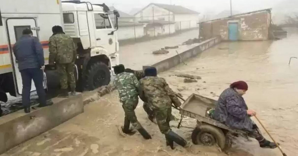 Түркістандағы су тасқынына байланысты жедел желі іске қосылды