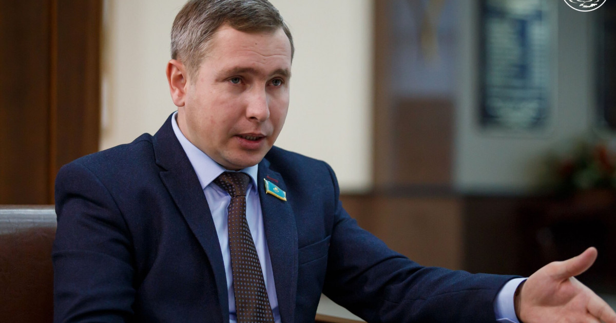 Еліміздің саяси өмірі үшін батыл шешімдер жасалды – Геннадий Шиповских