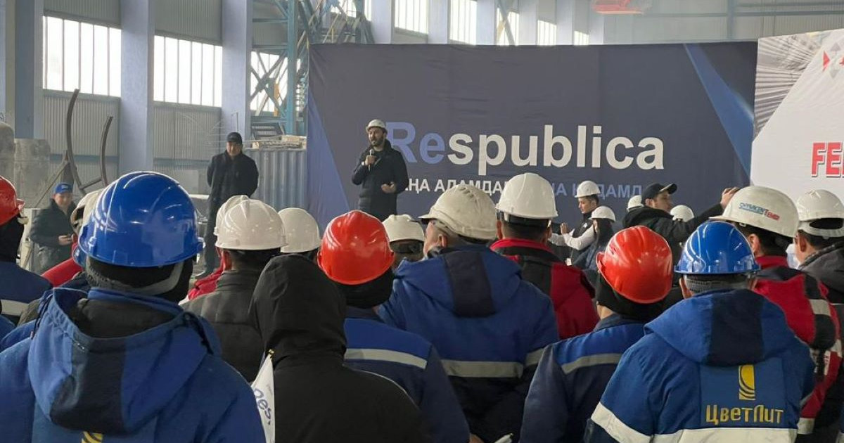 Respublica сайлауалды турының жетінші күні: Шымкенттің 200 металлургімен кездесу