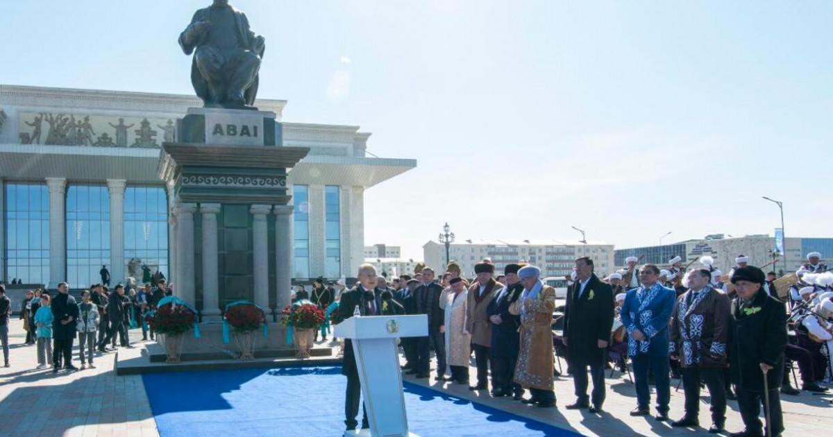 Талдықорғанда Абайдың ескерткіші ашылды