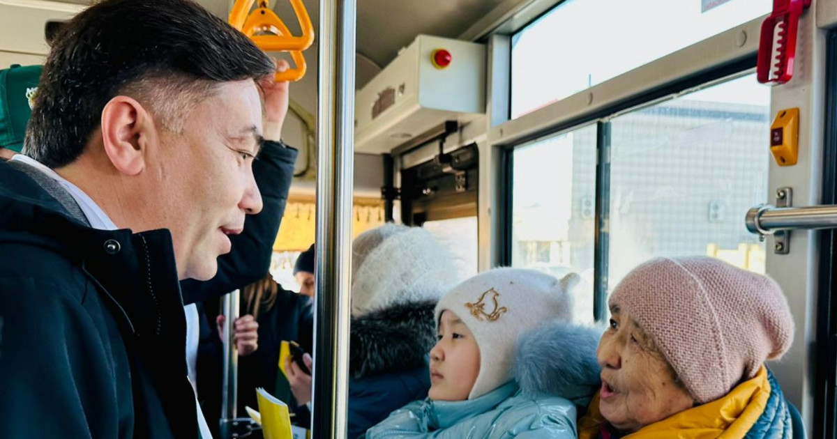 Кандидаттар Семей қаласындағы қоғамдық көліктерде үгіт-насихат жұмысын жүргізді