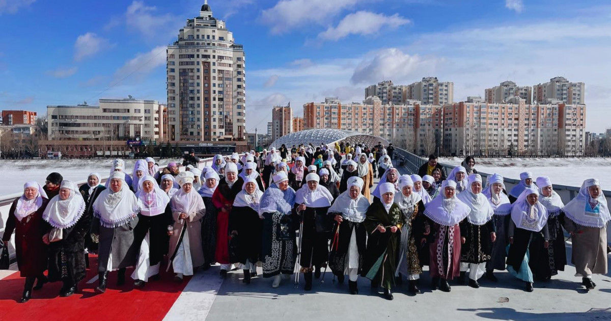 «Ауыл партиясы» Астанадағы әйелдер қауымын 8 наурыз – Халықаралық әйелдер мерекесімен құттықтады