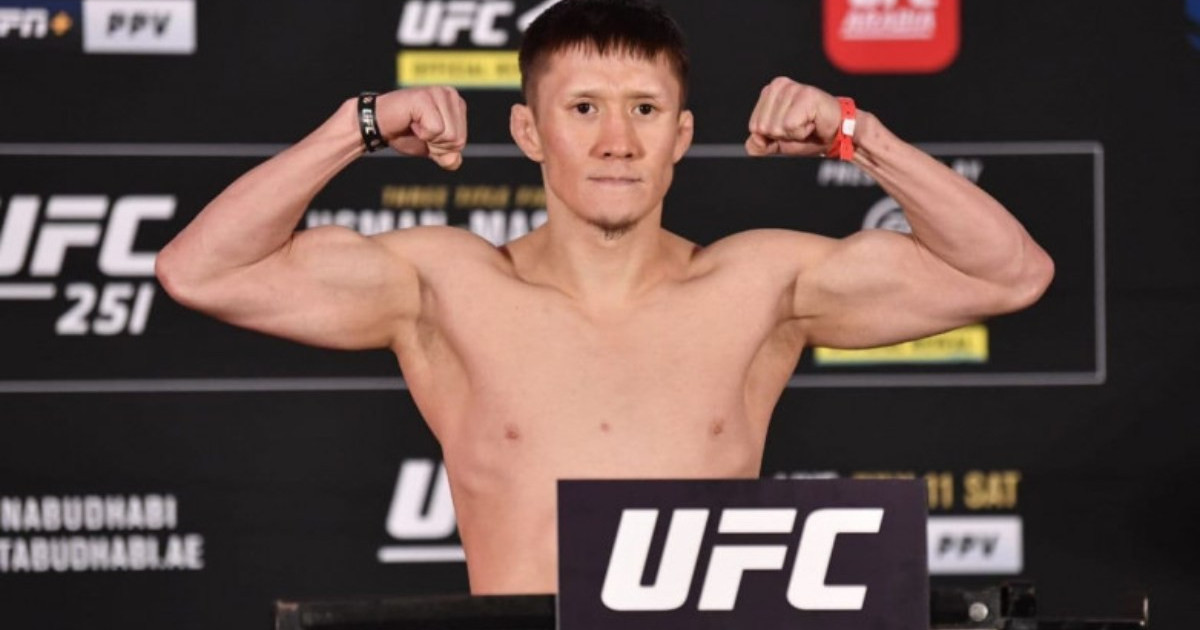 Соңғы мүмкіндік: Жалғас Жұмағұлов UFC-де тағы бір кездесу өткізеді
