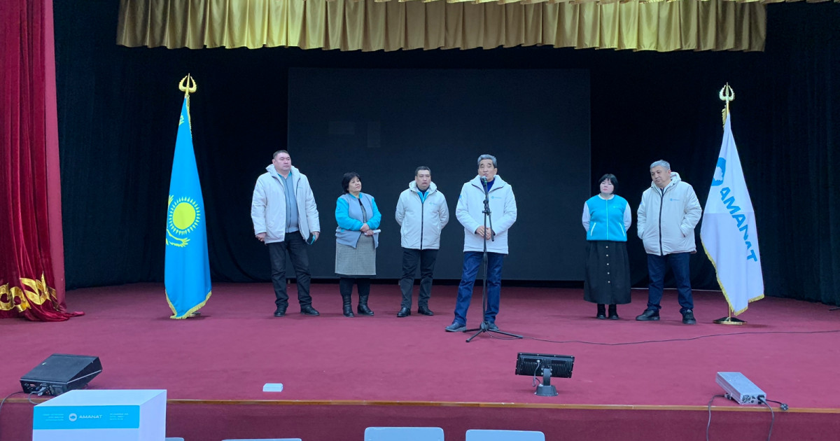 «AMANAT» партиясының өкілі Қапал тұрғындарымен кездесті