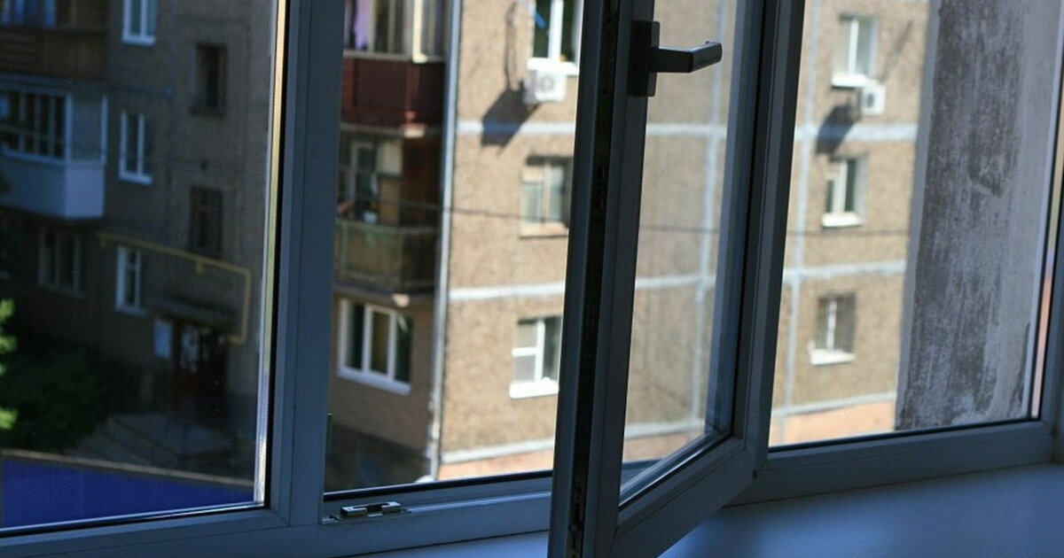 Петропавлда 67 жастағы әйел бесінші қабаттан құлап кетті
