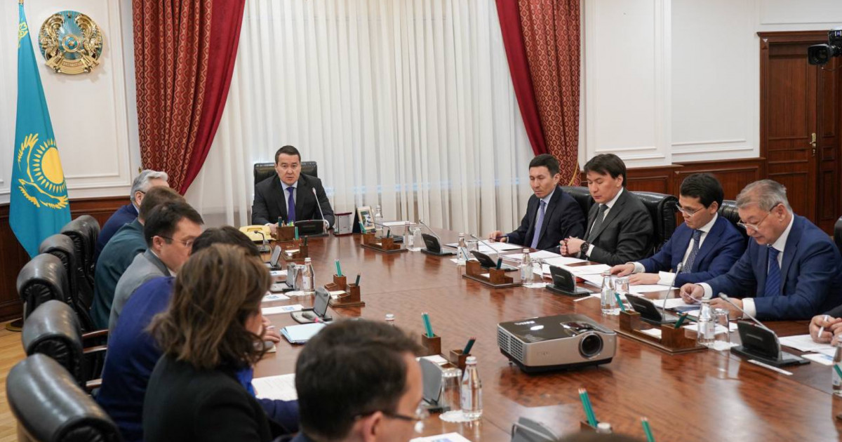 Үкіметте Астанадағы автотұрақ мәселесі талқыланды
