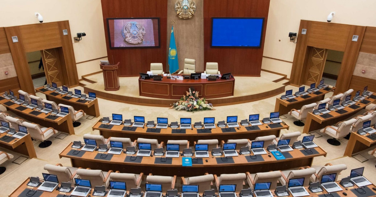 Заң жобасы ең алдымен қазақ тілінде қабылдануы керек