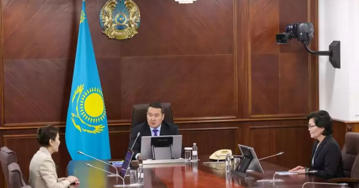 Әлихан Смайылов жаңа министрлерді ұжымға таныстырды