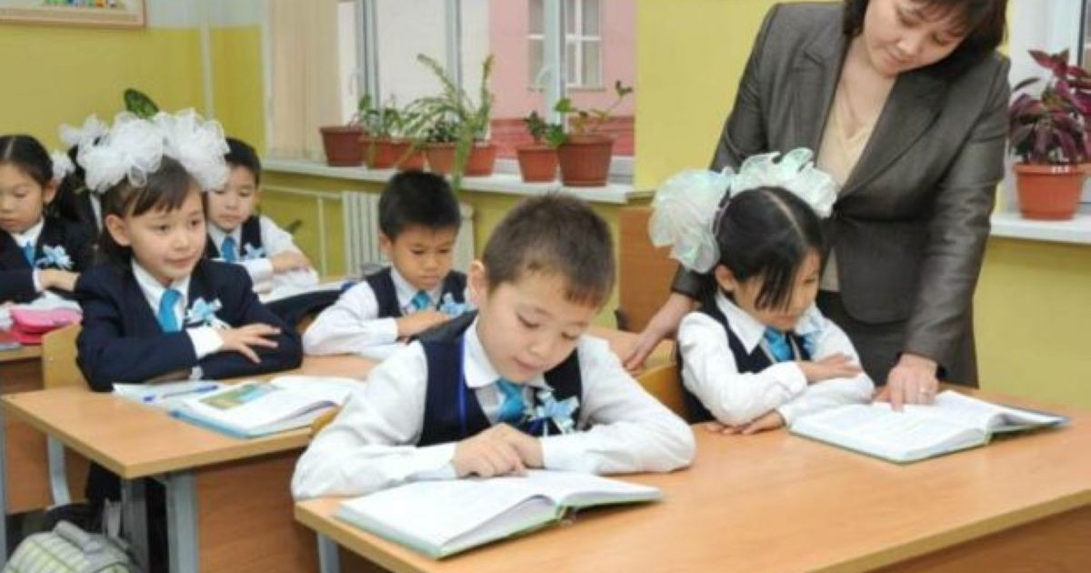 Мұғалімдердің 23%-ында ғана жоғары біліктілік санаты бар – Президент
