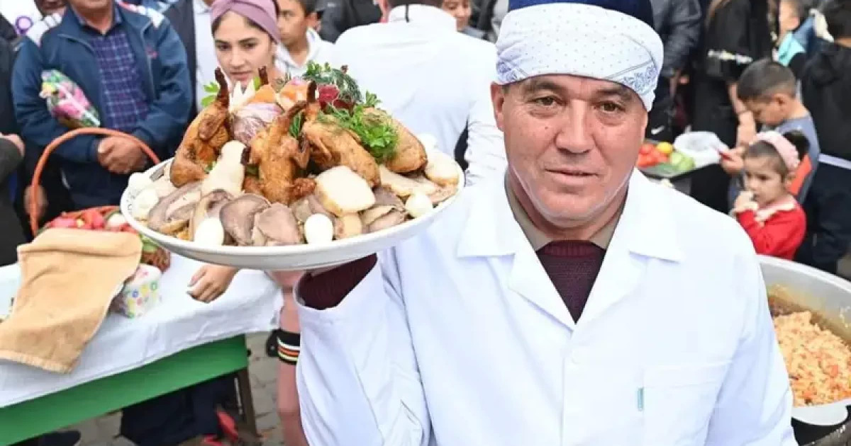 Шымкентте аспаздар палау әзірлеуден жарысты