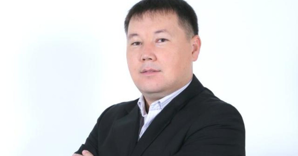 Асқар Дүйсенбі: Әні бұзылған елдің жаны да азады