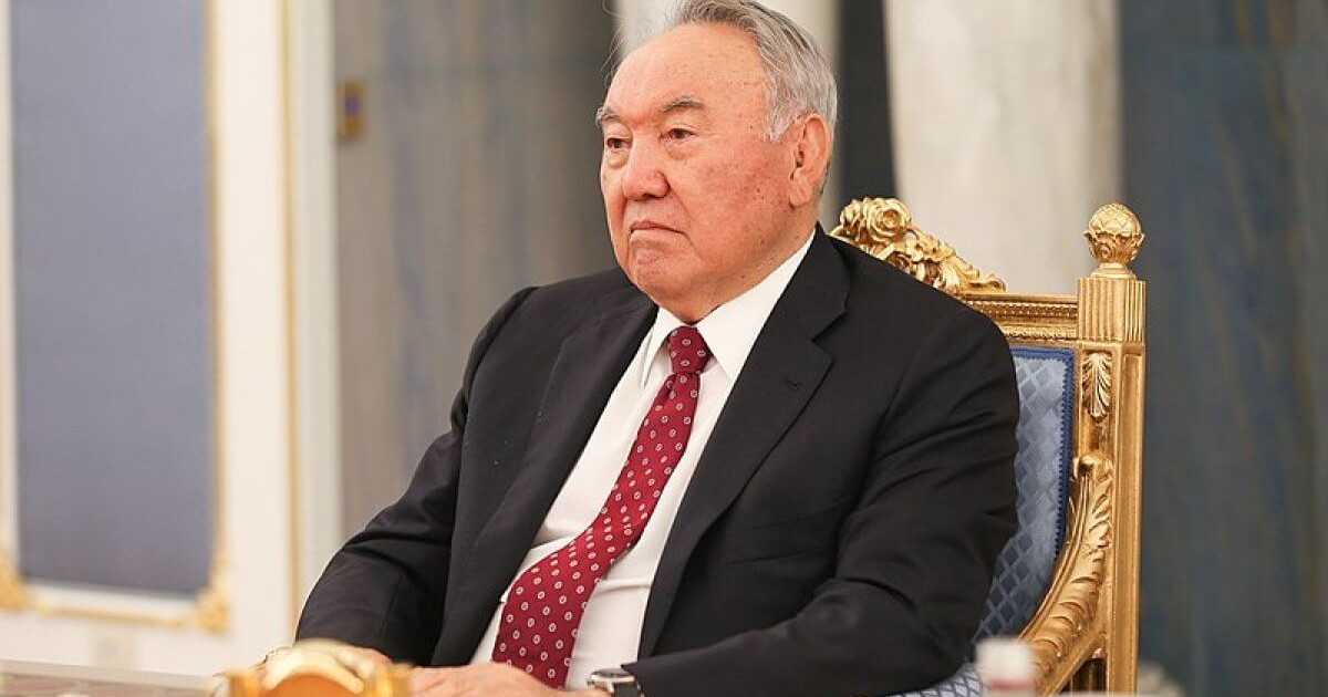 Назарбаев қоры қаза тапқан кеншілердің отбасыларына 50 млн теңге бөлді