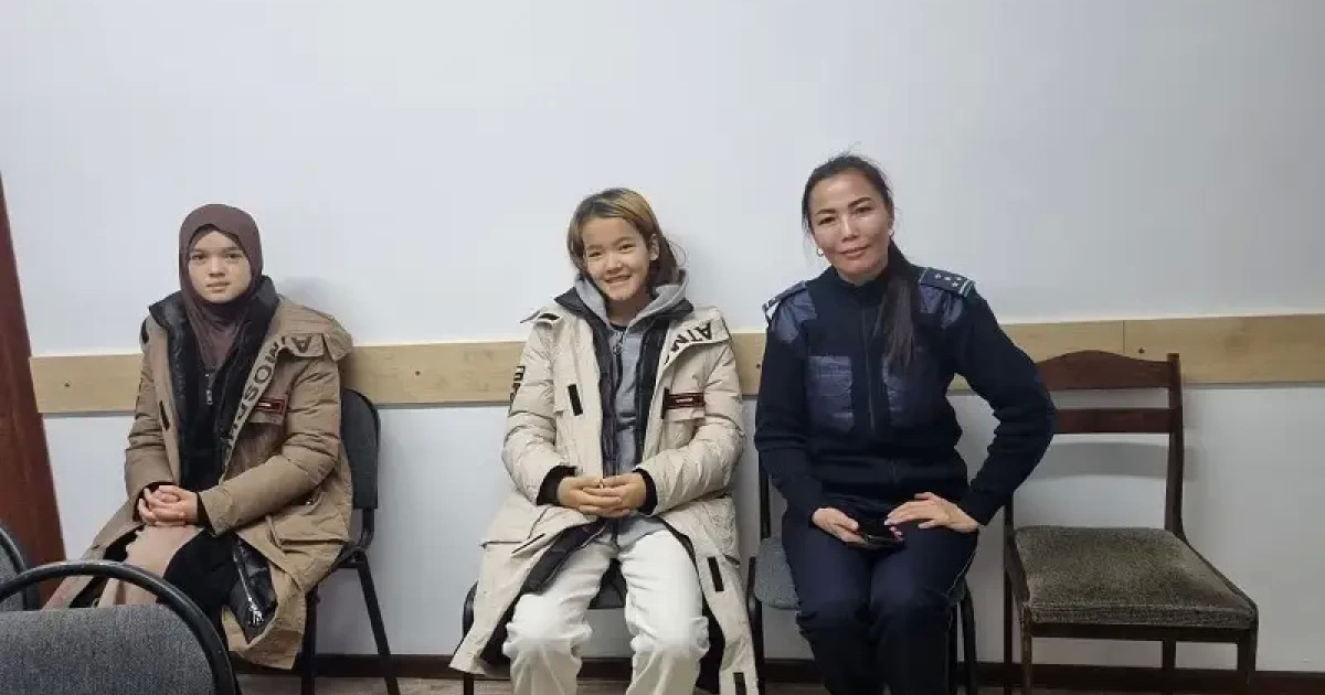 Ақтөбеде жоғалып кеткен оқушы қыздар ағасының үйінен табылды