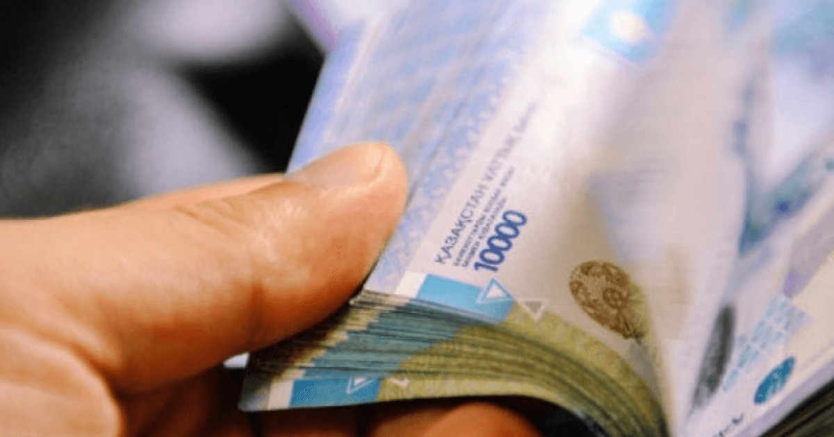 Алматыда мектептің бас есепшісі бір жылда 46 млн теңге жымқырған