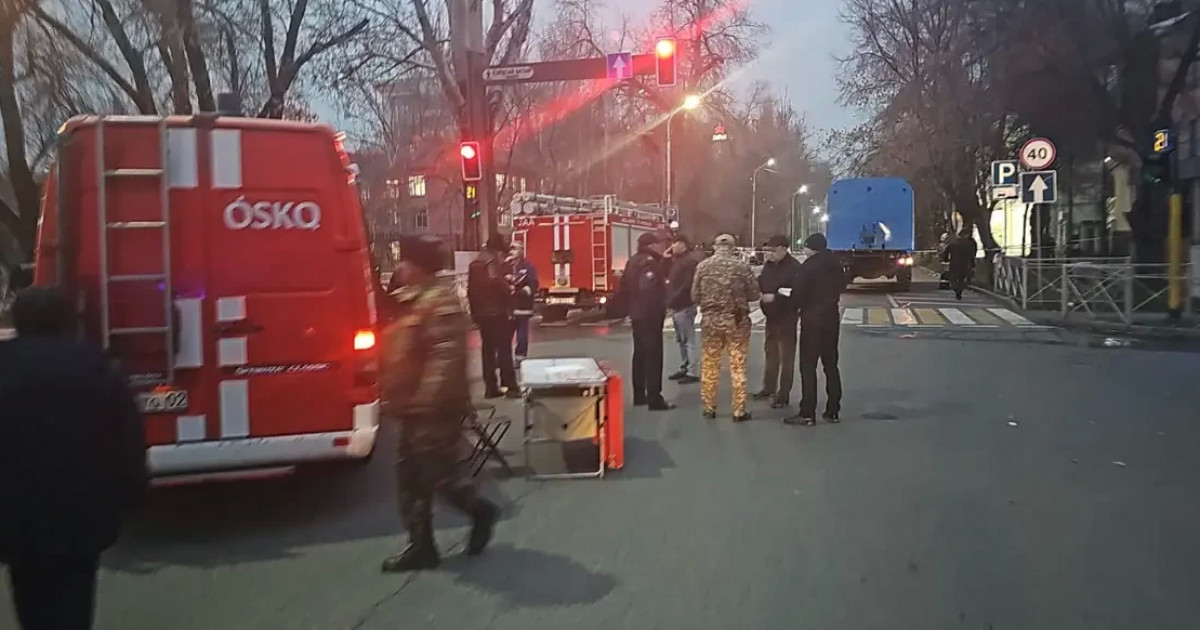 Алматыдағы өрт: Эвакуацияланған адамдардың көбі шетелдіктер