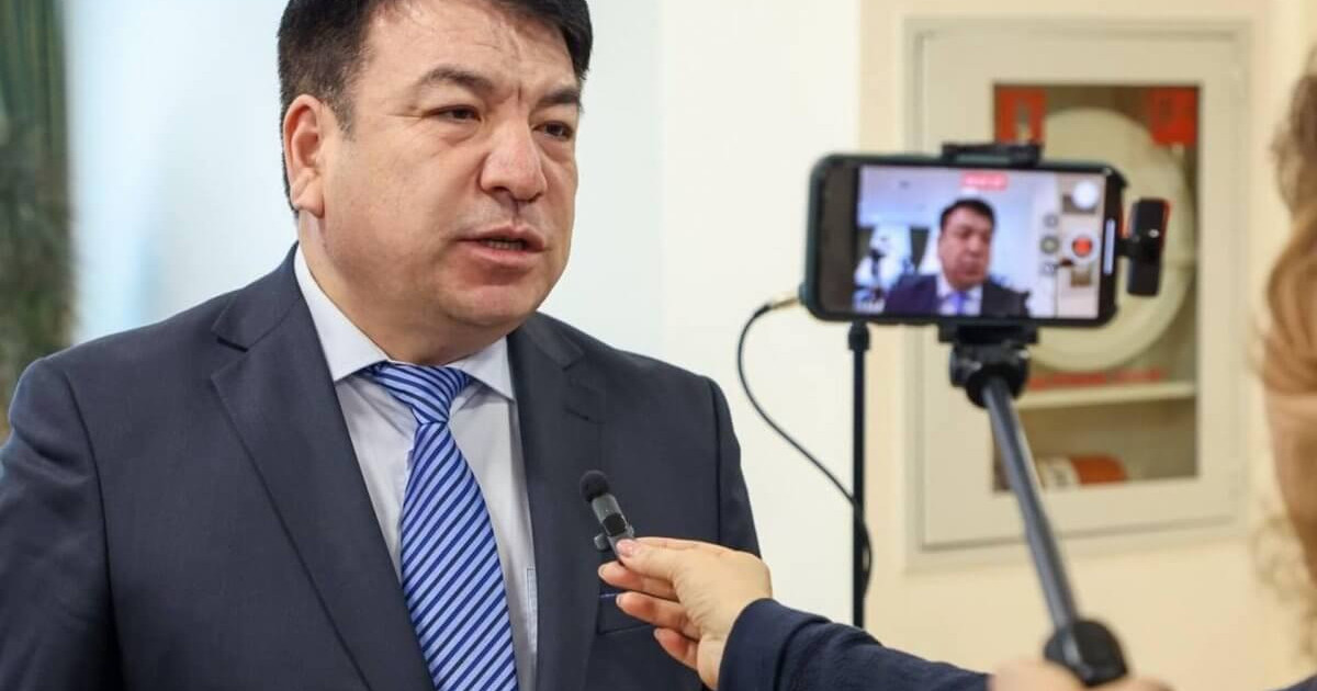 Министр Оралдағы баланың ата-анасынан кешірім сұрады