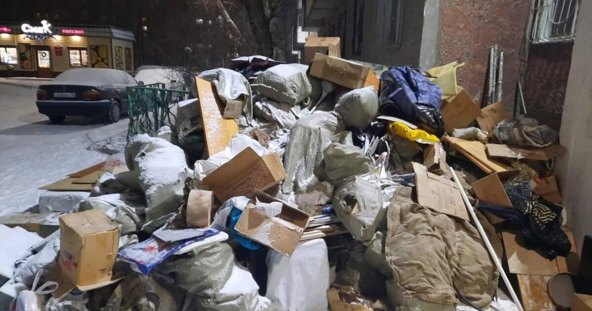 Павлодар тұрғыны пәтерін қоқыс үйіндісіне айналдырып жіберген