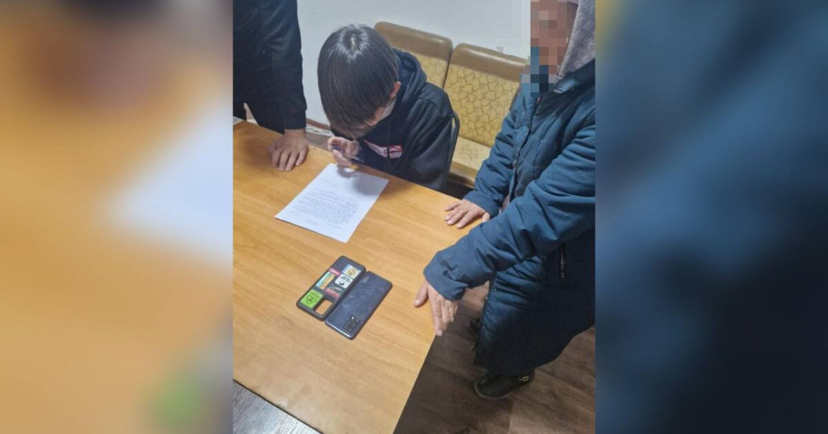 Оқушы араздасып қалған құрдасының атынан «жарылғыш зат» туралы хабарлама берген