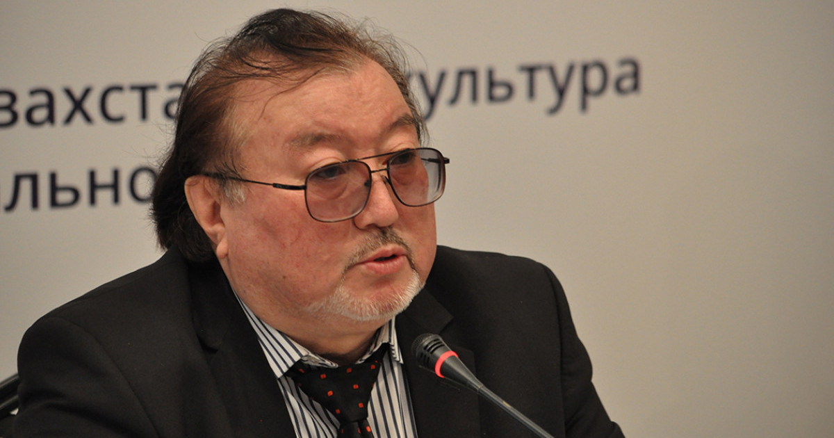 Ұлықбек Есдәулет халықаралық поэзия сыйлығын иеленді