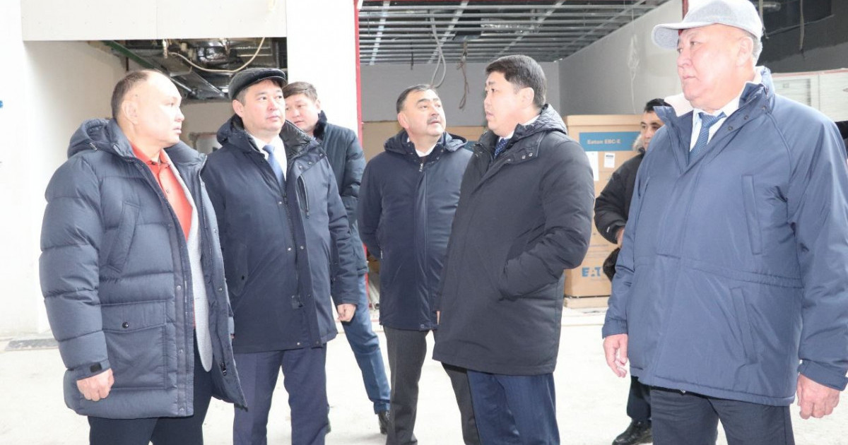 Депутаттар құрылысы ұзаққа созылған гемотологиялық орталықтың жұмысымен танысты
