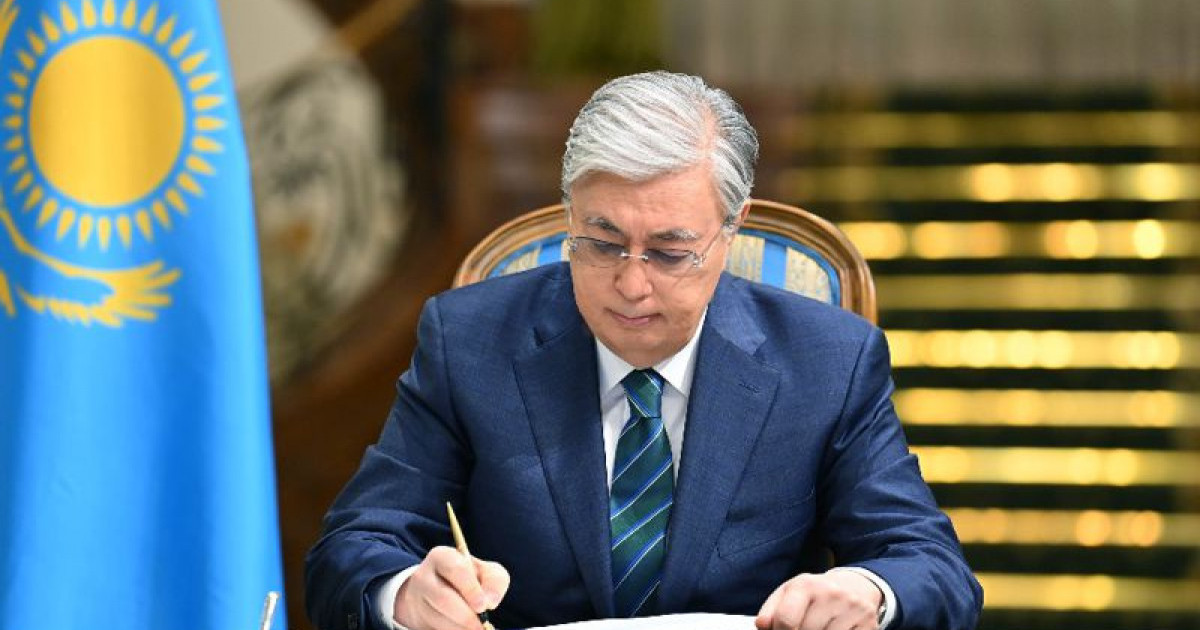 Президент екі министрдің орынбасарларын тағайындады