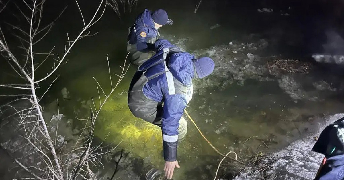 Ертіс өзенінде су көтеріліп, 11 адам эвакуацияланды