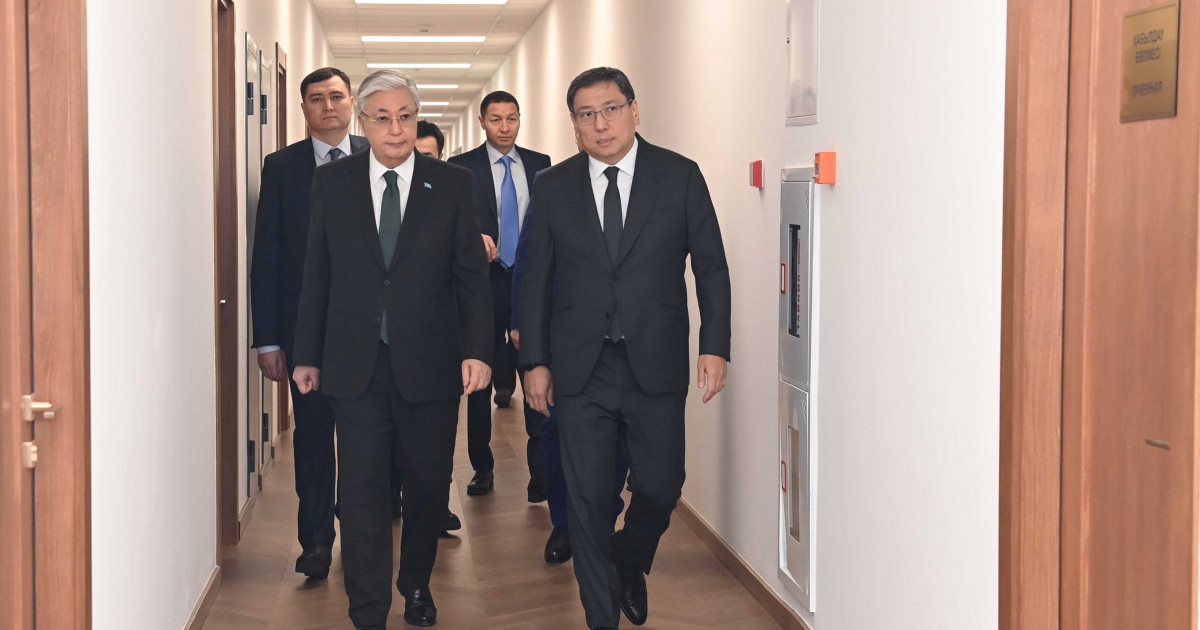 Президент Алматы қаласының әкімдігіне барды