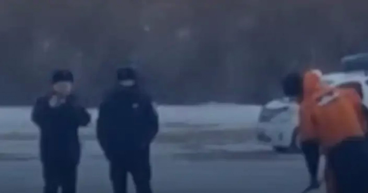 Атырауда көлік мұзға құлап, жүргізуші қаза тапты