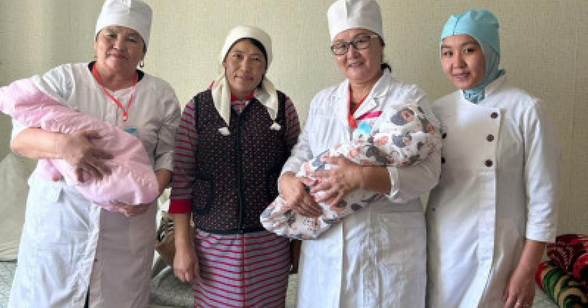 Ақтөбедегі су басқан ауылда егіздер дүниеге келді