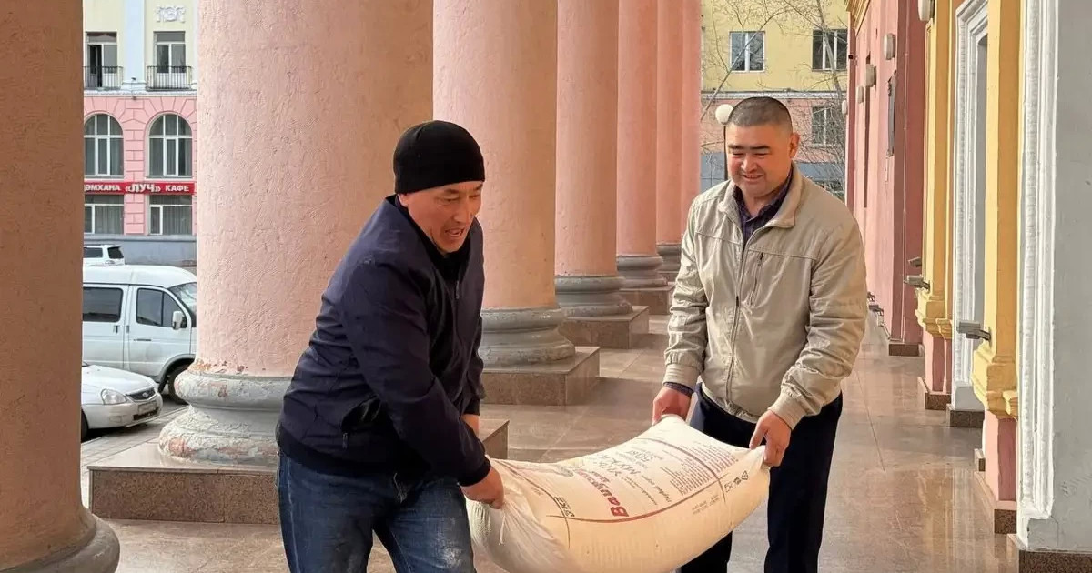 ШҚО халқы 15 тоннадан астам гуманитарлық көмек жинады