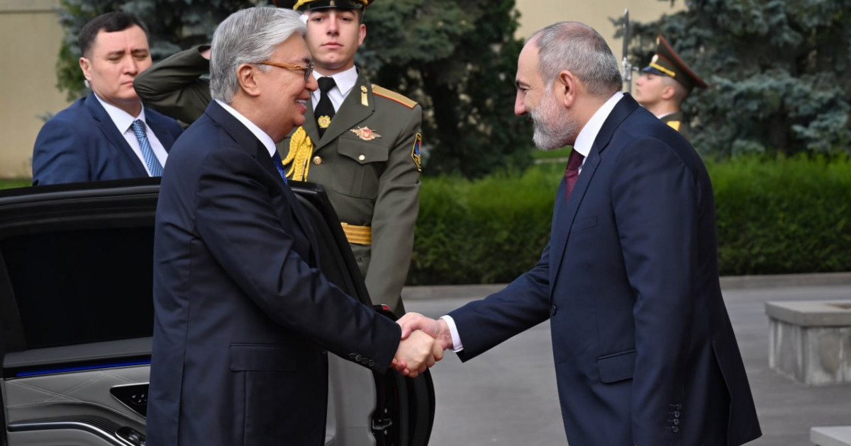 Мемлекет басшысы ресми сапармен Арменияға барды