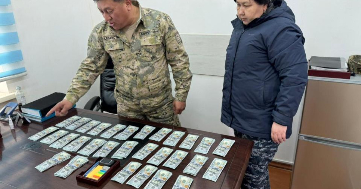 Шетел валютасын шекарадан заңсыз алып өтпек болған азамат ұсталды