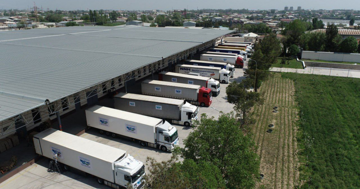 ҚазАвтоЖол: Ақылы жолдар гуманитарлық жүк көліктеріне тегін болады