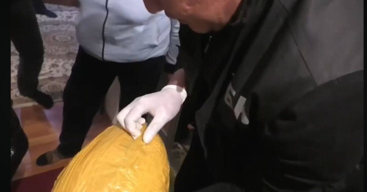 Таразда 58 жастағы әйелден аса ірі көлемде есірткі тәркіленді