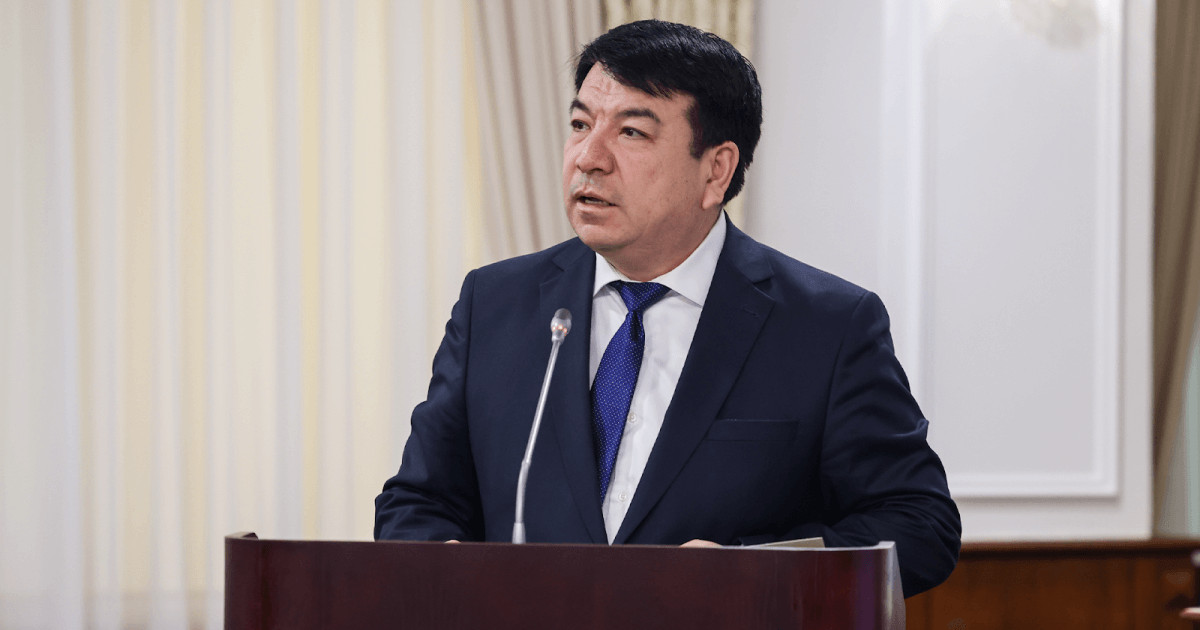 «Қатаң ескертемін»: Оқу-ағарту министрі мектеп түлектеріне үндеу жасады