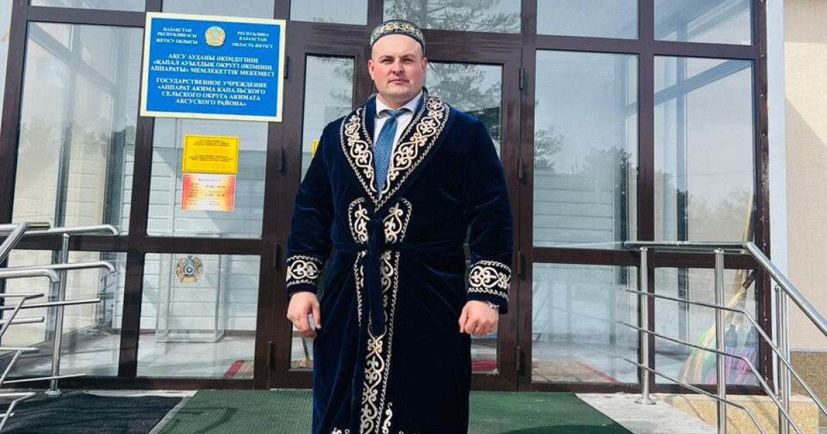 «Ауылдастарым «Вәке» дейді»: Ауыл әкімдігінде жұмыс істейтін Владимир