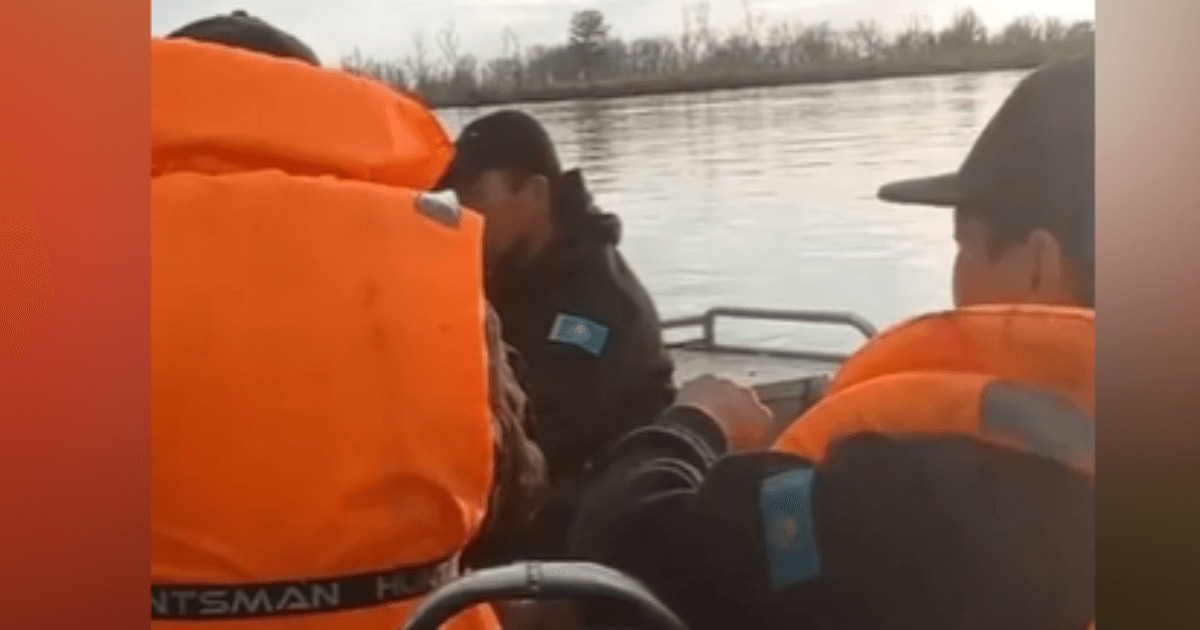 БҚО-дағы Жайық өзенінде 7 адам құтқарылды