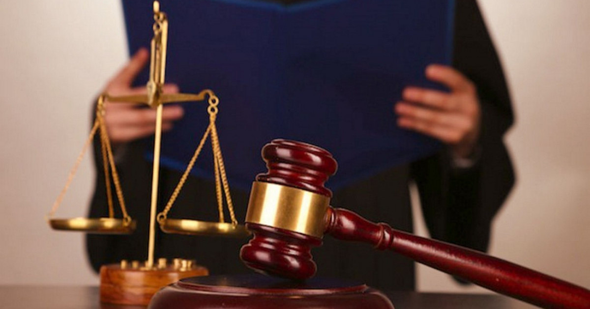 Өгей ұлын ұрып өлтірді деп айыпталған студентке прокурорлар 20 жыл сұрады
