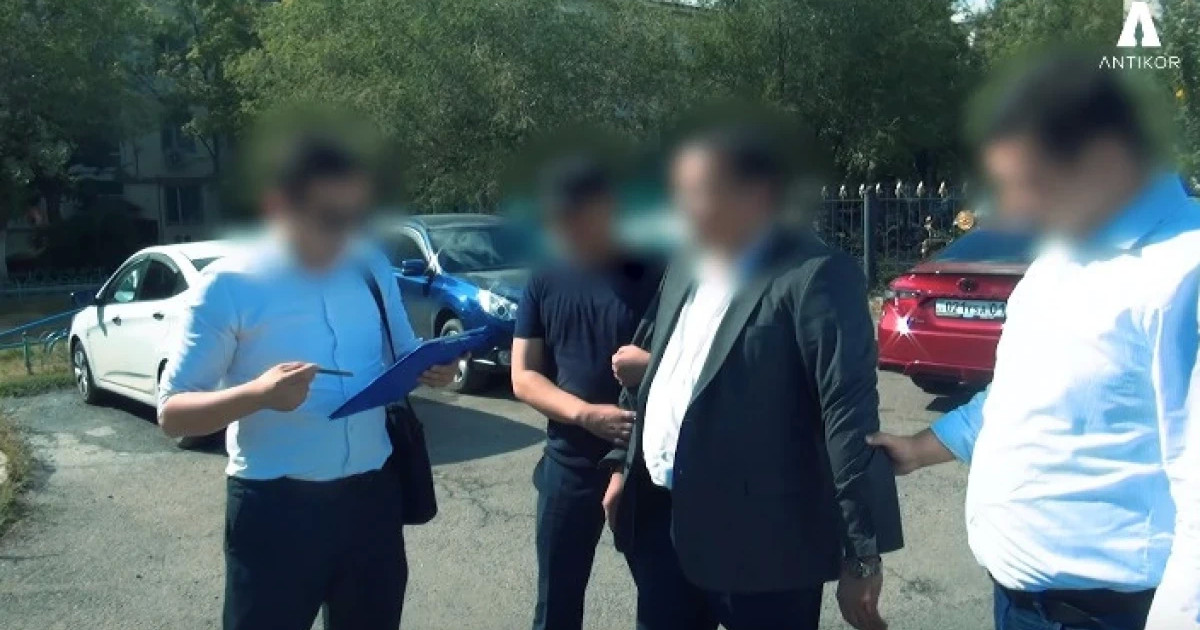 «Азық-түлік корпорациясының» директоры мен бас маманы ұсталды