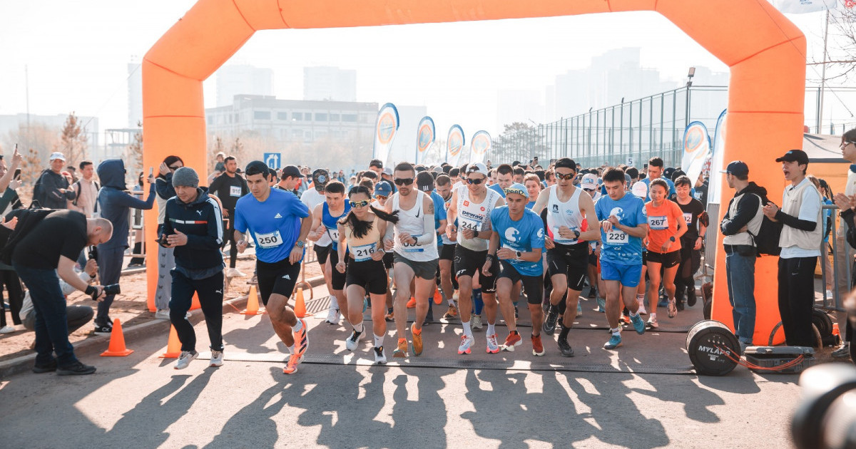 «Run for autism» жүгіруден қайырымдылық марафонына 16 қаладан 2 мыңнан астам адам тіркелді