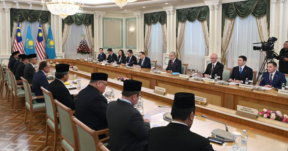 Президент Малайзия Премьер-министрімен келіссөз жүргізді