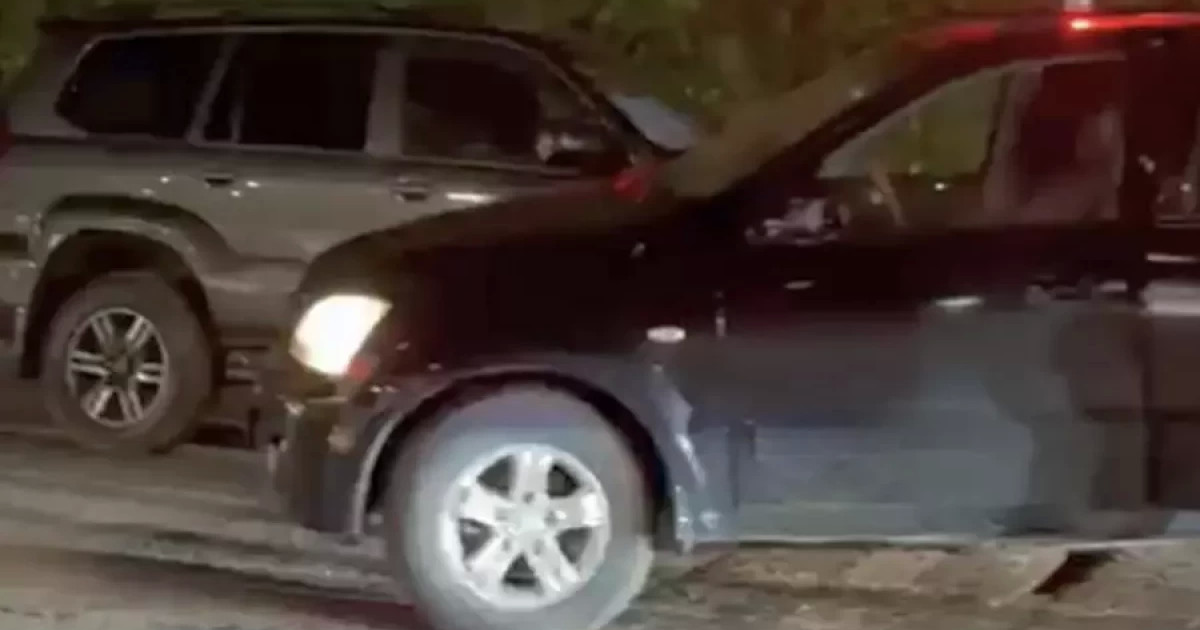 Ақтауда мас жүргізуші балалар мінген көлікке соқтығысқан