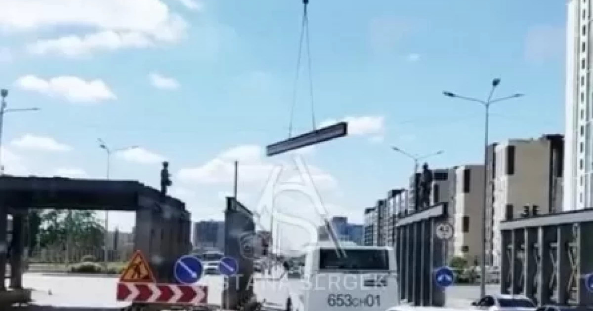 Астанадағы LRT-да құрылыс ережесін сақтамаған қытайлық компания қатаң сөгіс алды