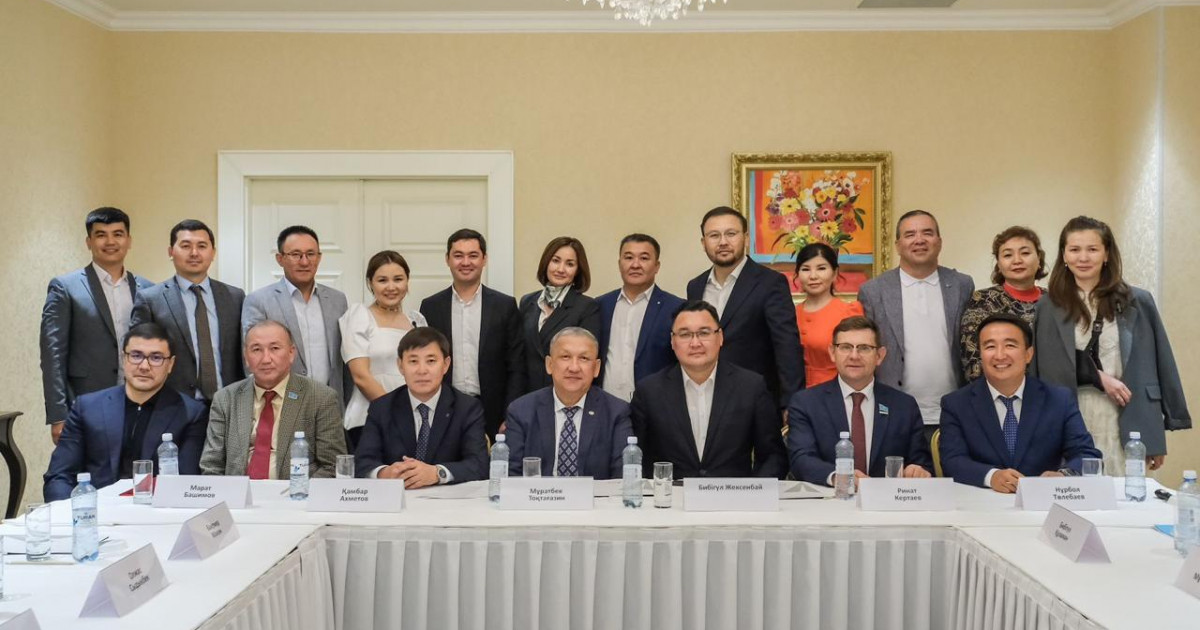 Бас редакторлар клубының есеп беру конференциясы өтті