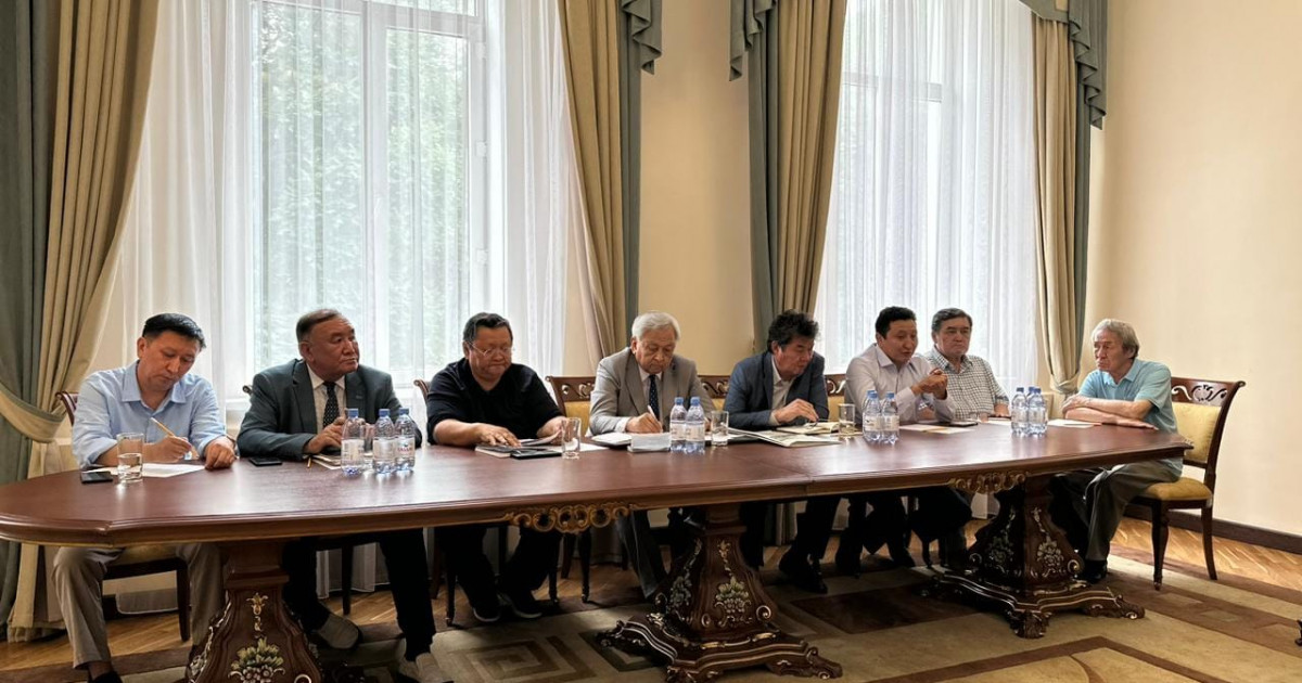 Жазушылар одағының жаңа жобалары