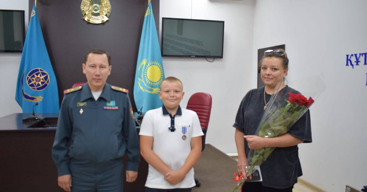 Көкшетауда 10 жастағы бала ТЖМ медалін алды